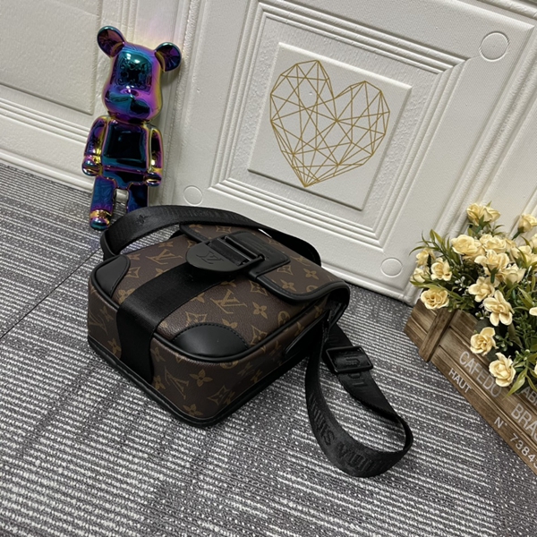 ルイヴィトンバッグ内部構造